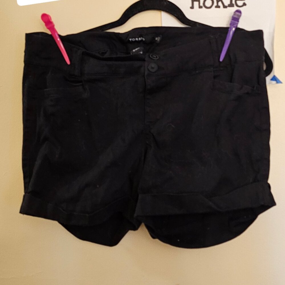 torrid black short